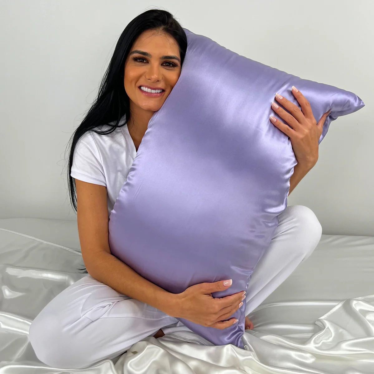 MulberryParkSilks-19Momme100_SilkPillowcase-Lilac1_1200x_e5d6eff7-831f-4dc4-a789-069f5bad5872.webp